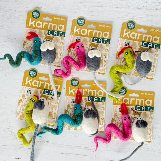 色の組み合わせはお任せです。どんなセットが届くかお楽しみに