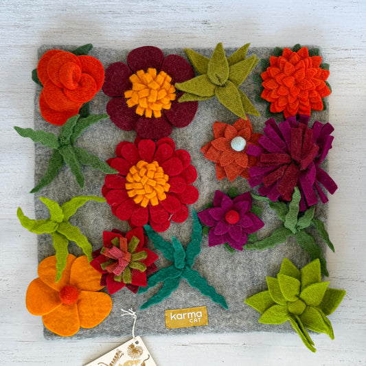 サイズは約38センチ×38センチです