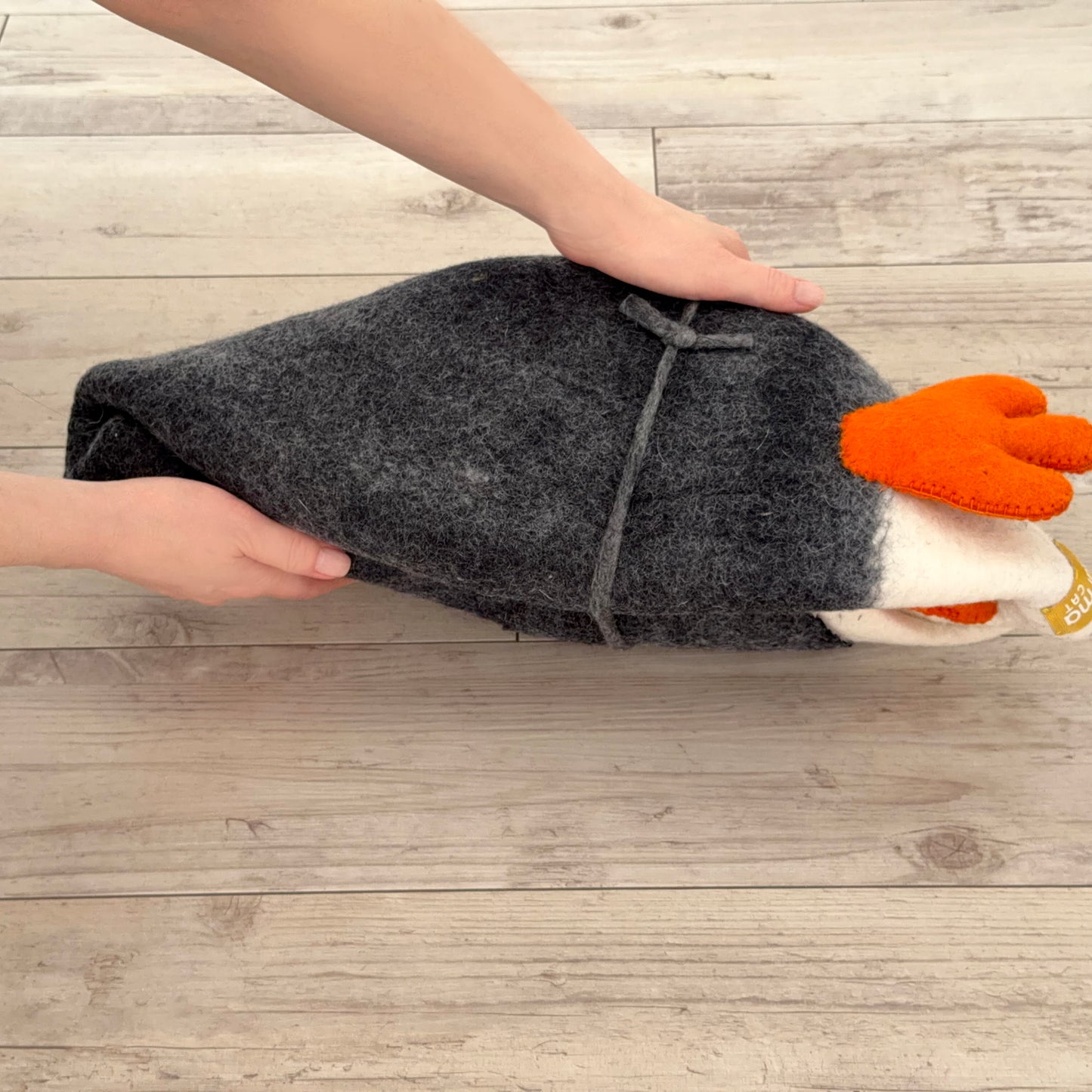 うふふペンギンのウーリーちぐら