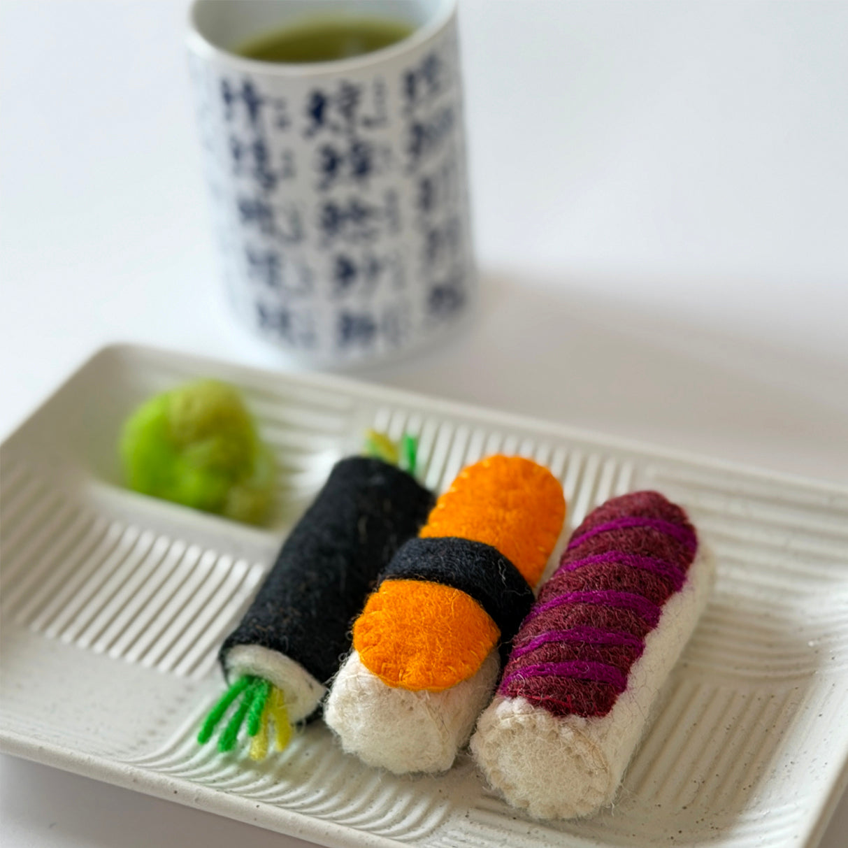 芽ネギと、たまごと、炙りトロ（かもしれない）