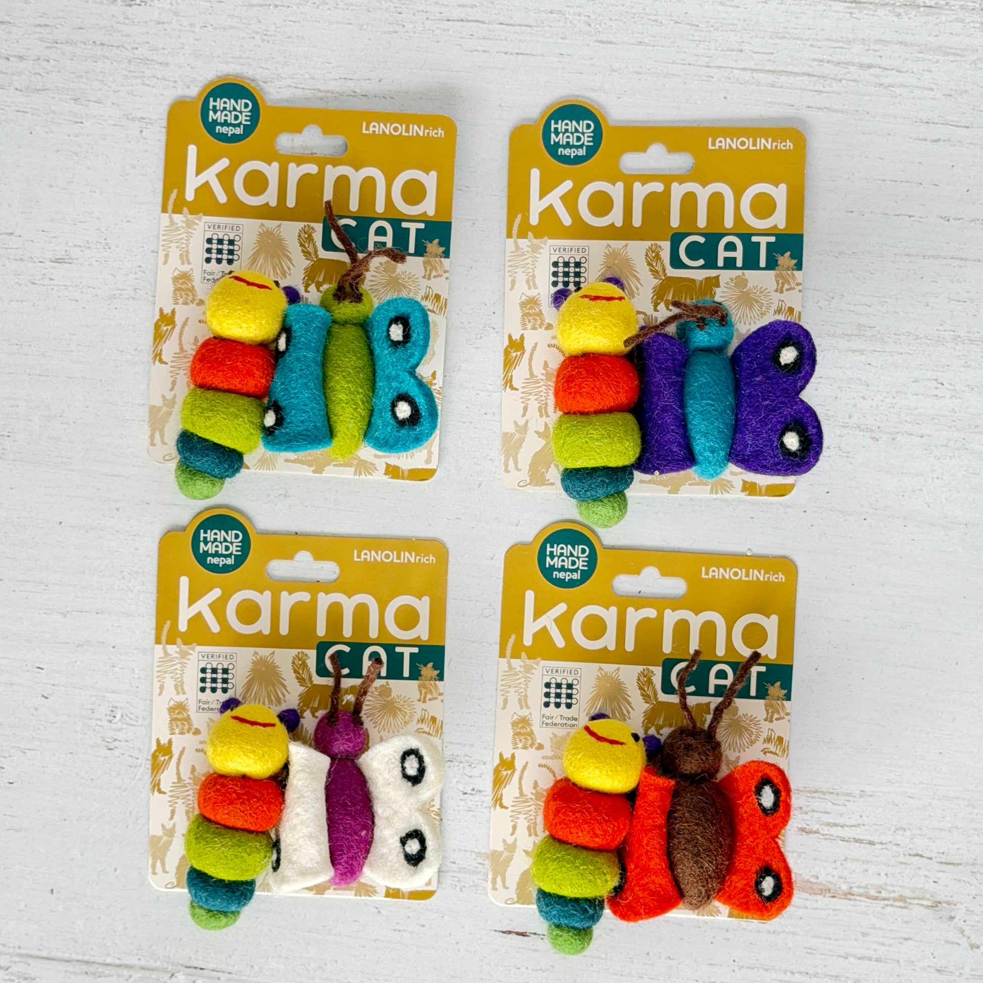 カラフルなあおむしとちょうちょとのセット。色の組み合わせはお任せです