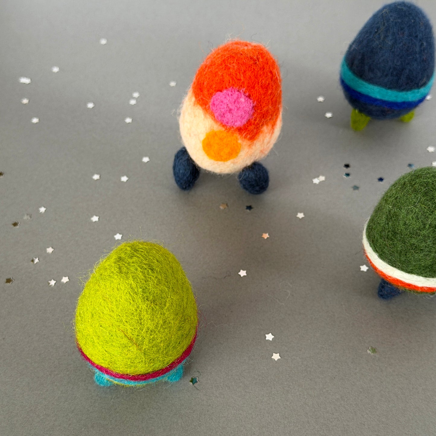 ロケットの色や形はお任せになります