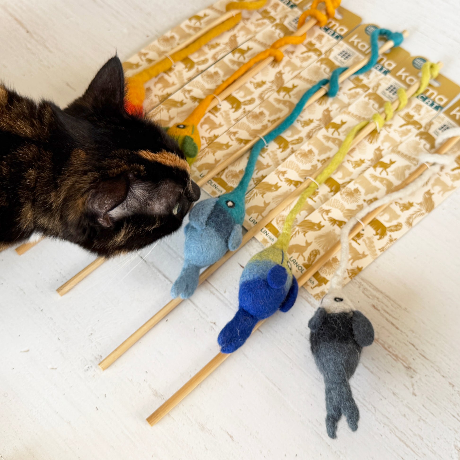 持ち手は軽く丈夫な竹です