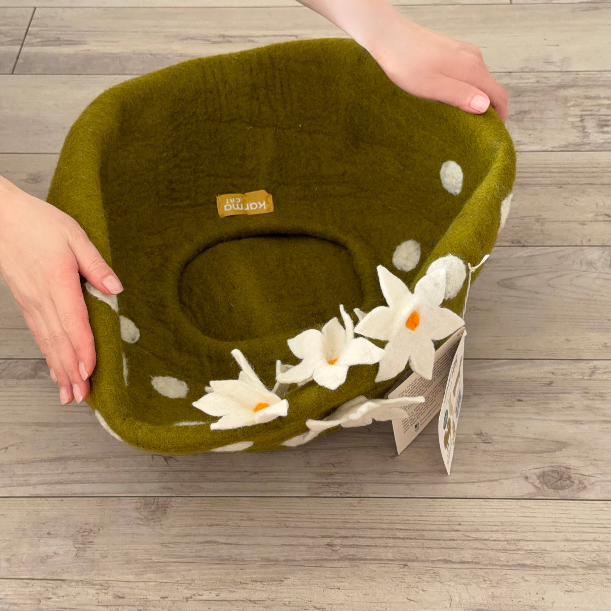 開いて、形を整えてください