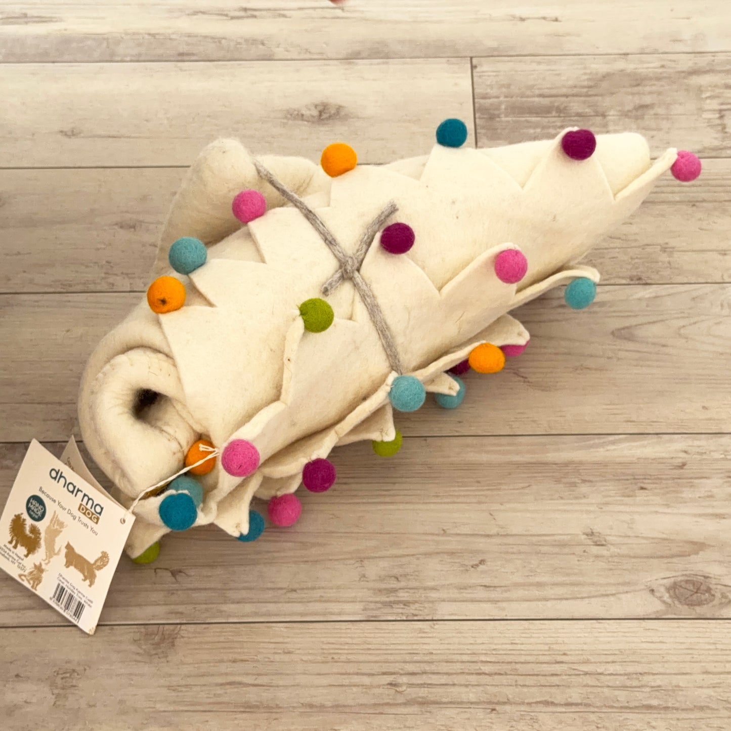 丸めた状態でお届けします