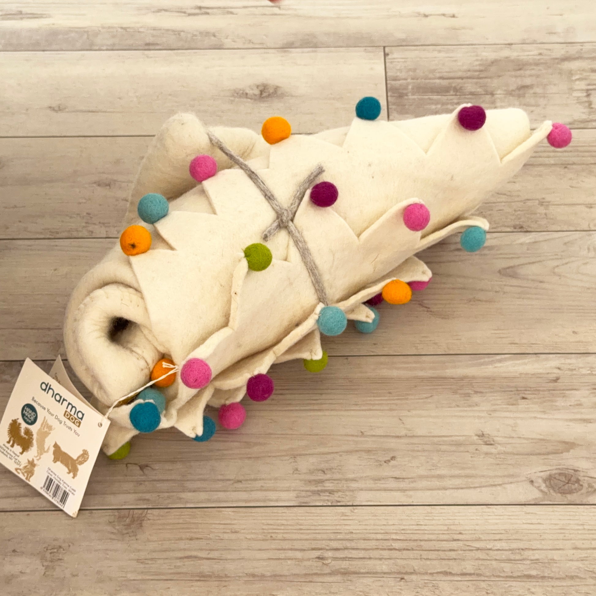 丸めた状態でお届けします